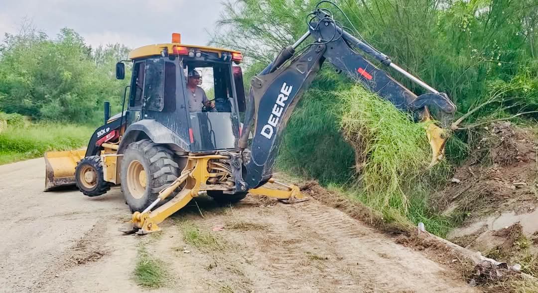 Personal de Servicios Primarios continúa trabajando por la limpieza