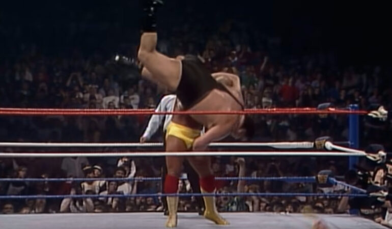 El día que Hulk Hogan cargó a Andre the Giant en WrestleMania ¡todo cambió en ese evento!