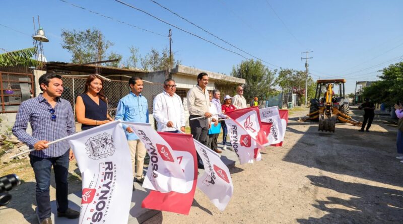 Inició Gobierno de Carlos Peña Ortiz pavimentación en Ampliación 16 de Septiembre