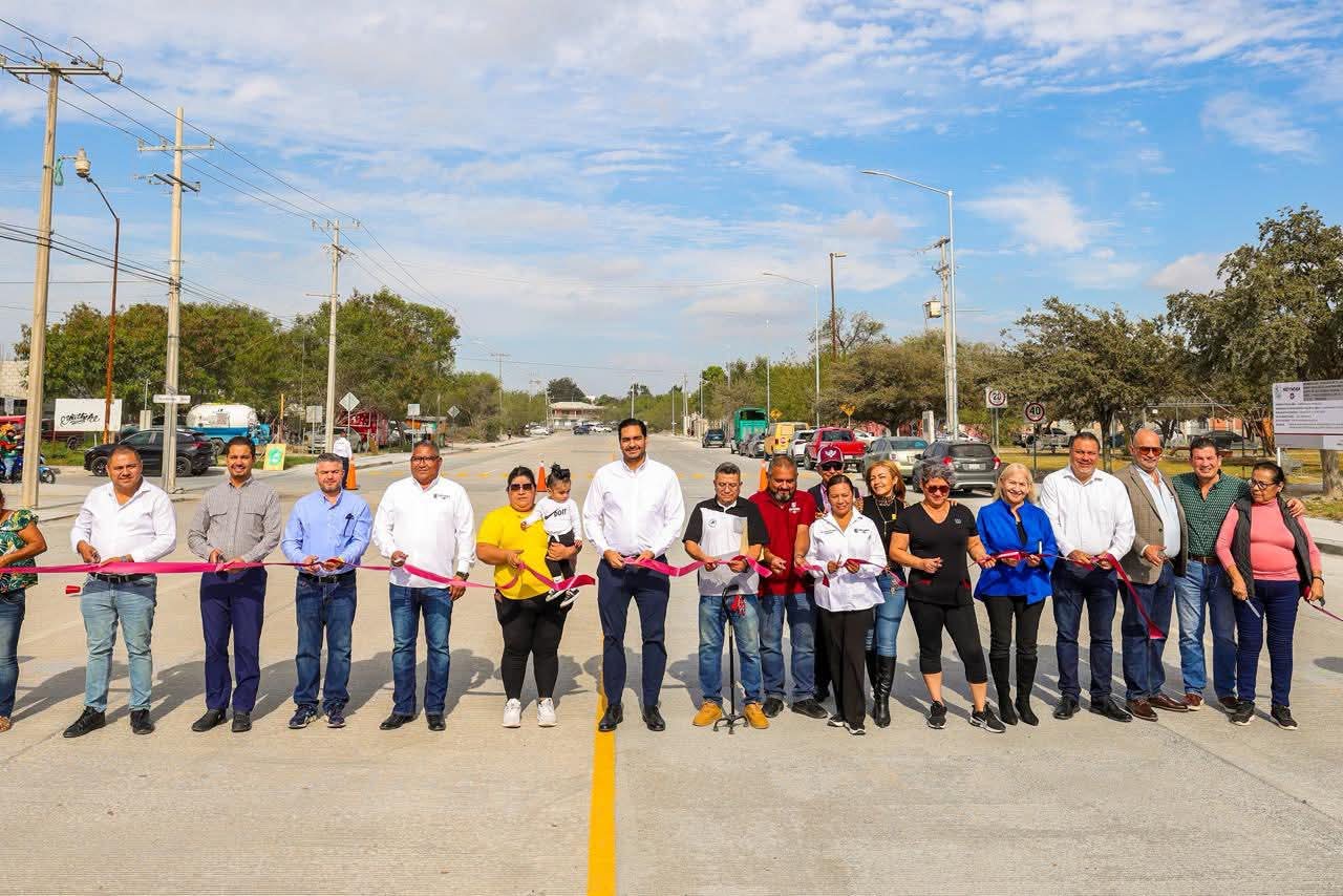 Inauguró Carlos Peña Ortiz Pavimentación Hidráulica de la Calle Conde de Sierra Gorda