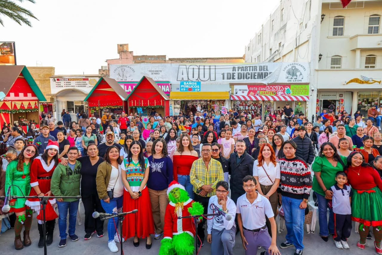Compartiendo la Navidad» deleitó a las familias reynosenses en la plaza principal de Reynosa