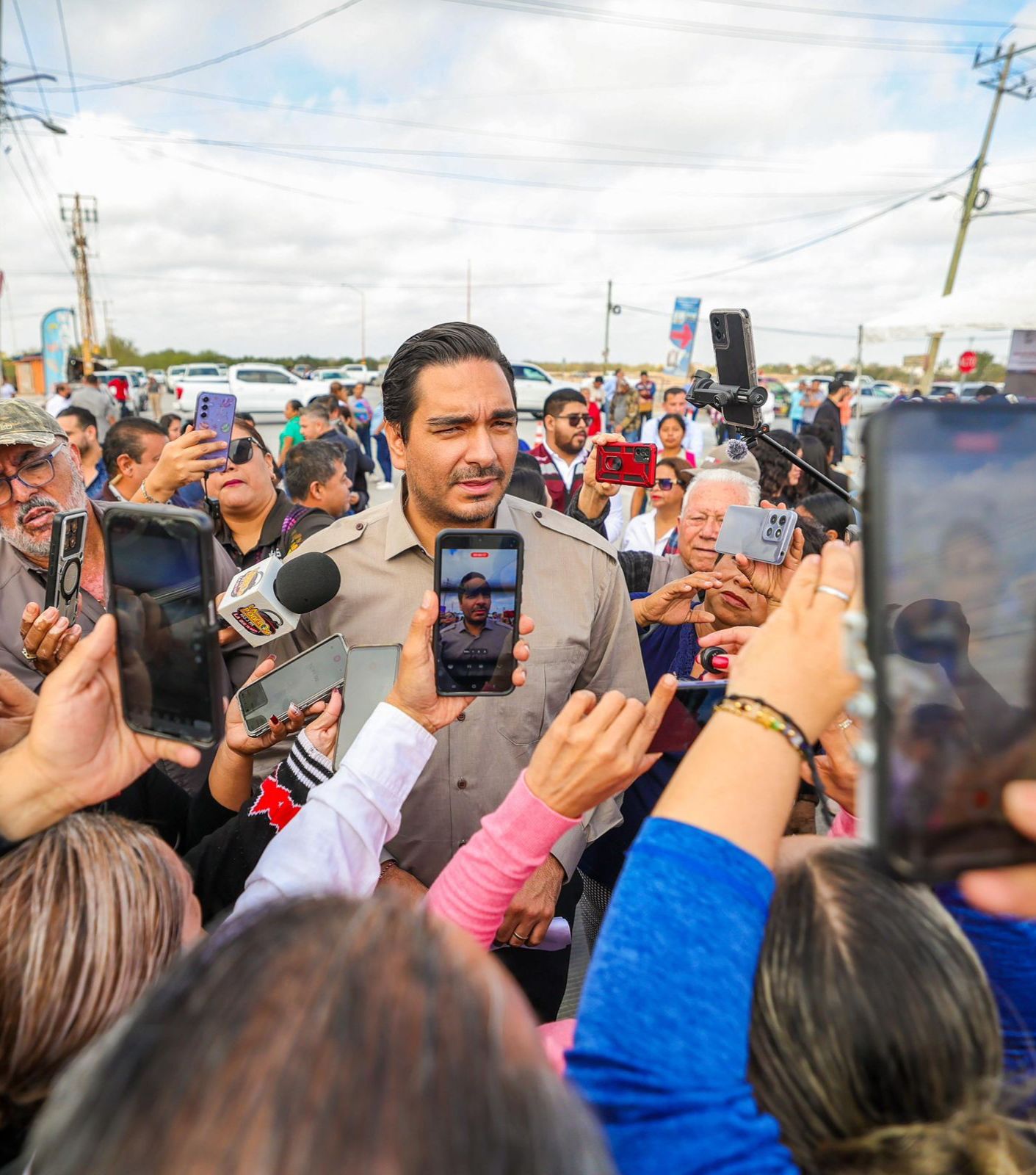 Invita Alcalde Carlos Peña Ortiz a participar en el Premio Municipal de la Mujer 2026 Reynosa