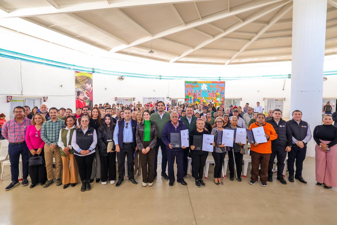 Promueven Carlos y Alejandra futuro de tranquilidad con Entrega de Testamentos 2026