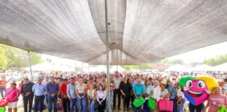 Encabezó Alcalde Carlos Peña Ortiz la Brigada DIF en la colonia Fuentes del Valle
