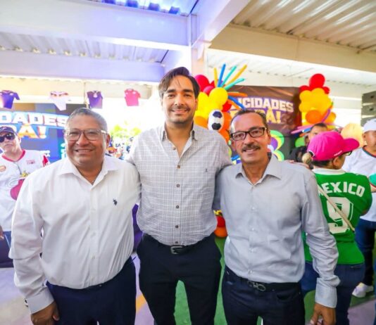 Celebraron trabajadores del STPRM Día del Padre con Carlos Peña Ortiz