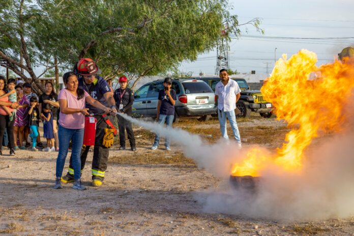 capacitandose con extinguidor