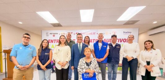 Entregó Gobierno del Alcalde Carlos Peña Ortiz más de 200 aparatos auditivos en alianza con Club Rotario y Fundación Starkey